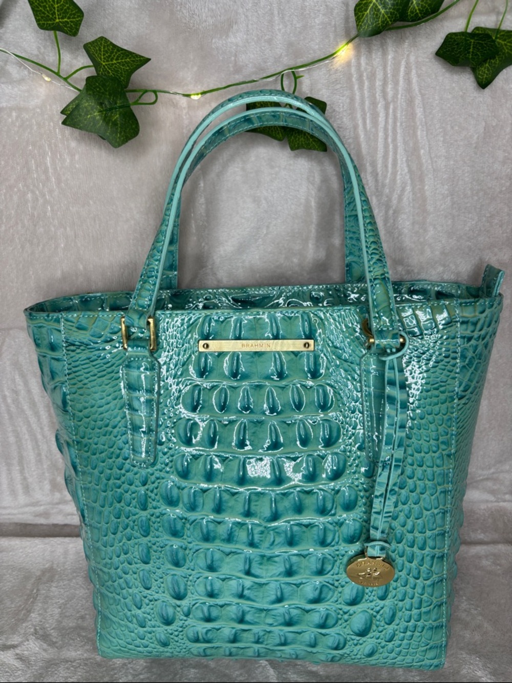 Brahmin Harrison Carryall Glass Glossy Rare Find - Picture 2 of 14